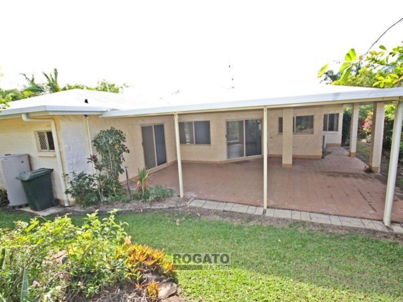 10 Palm Close, Mareeba QLD 4880