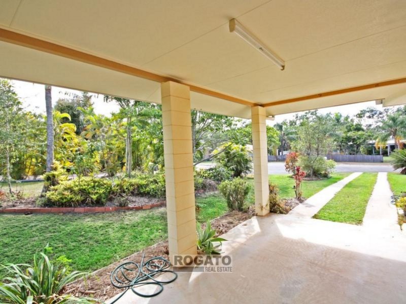 10 Palm Close, Mareeba QLD 4880