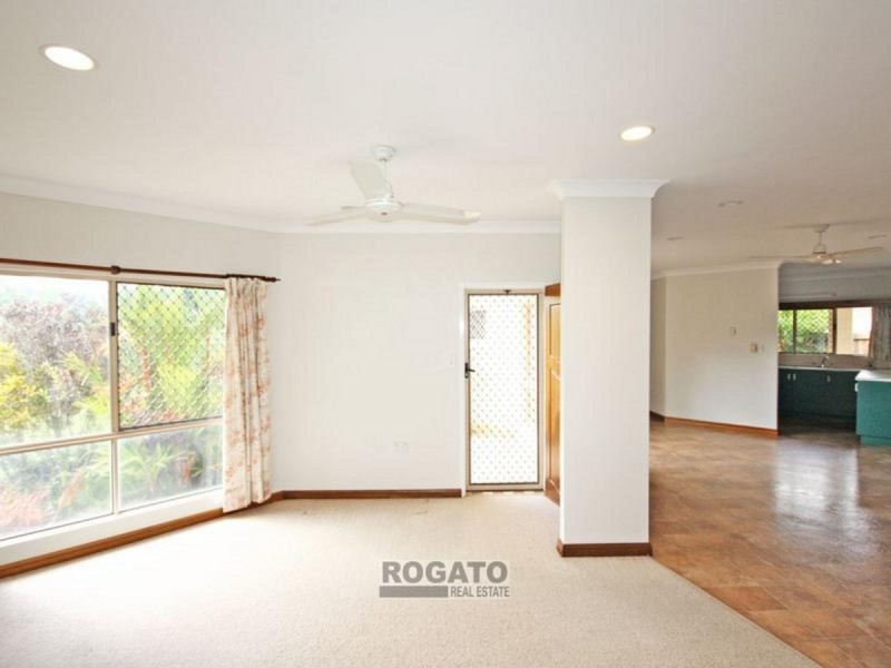 10 Palm Close, Mareeba QLD 4880