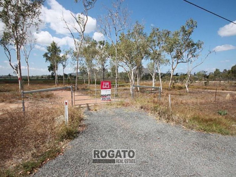 105 Macadamia Close, Mareeba QLD 4880