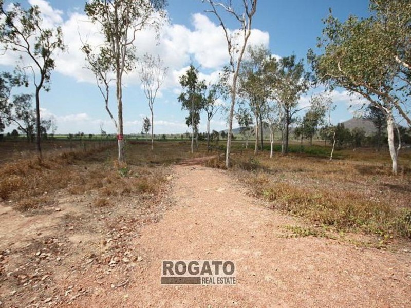 105 Macadamia Close, Mareeba QLD 4880