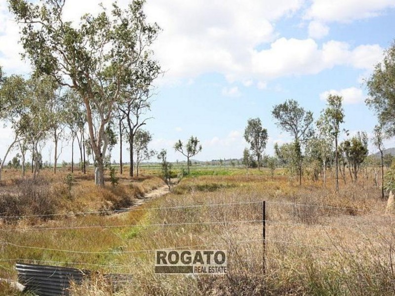 105 Macadamia Close, Mareeba QLD 4880