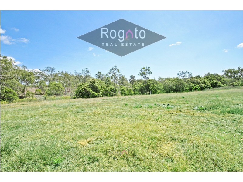 24 Andre Street, Mareeba QLD 4880