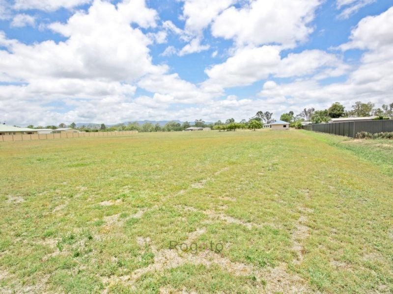 8 Riverlands Drive, Mareeba QLD 4880