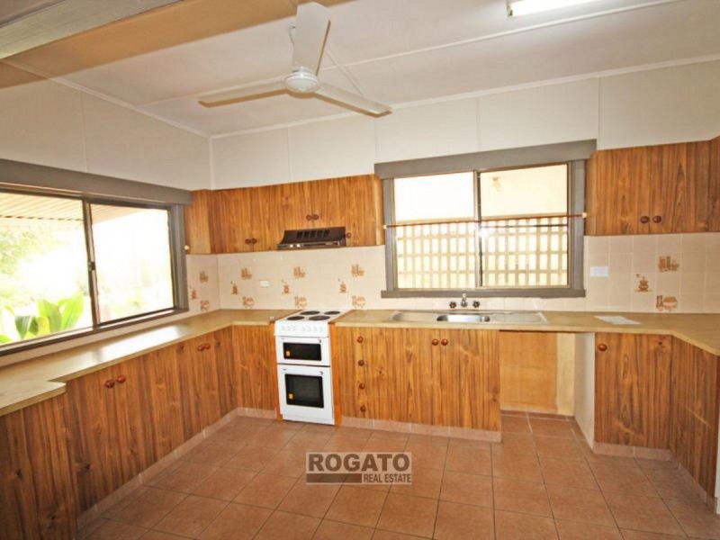 25 Couper Street, Mareeba QLD 4880
