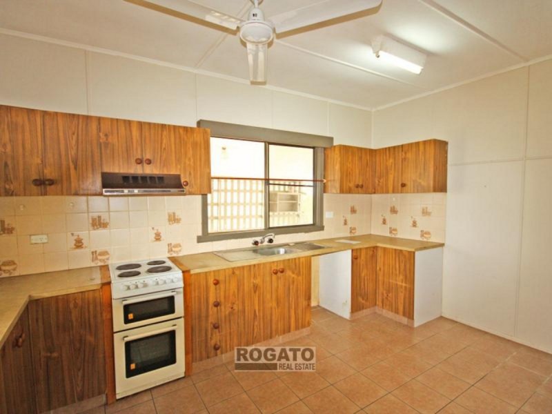 25 Couper Street, Mareeba QLD 4880