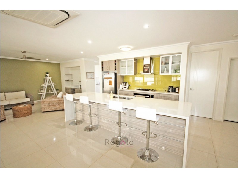 3 Yarrabee Close, Mareeba QLD 4880