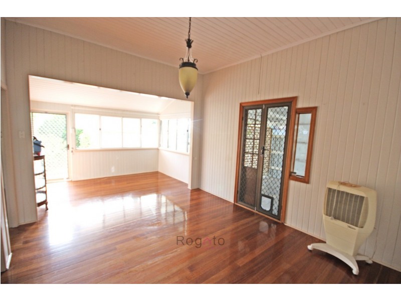 9 Pares Street, Mareeba QLD 4880