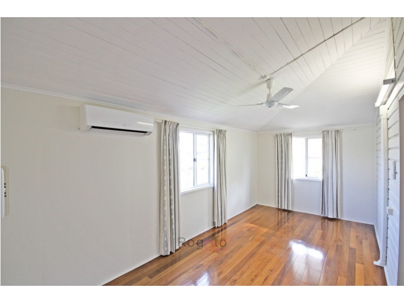 9 Pares Street, Mareeba QLD 4880