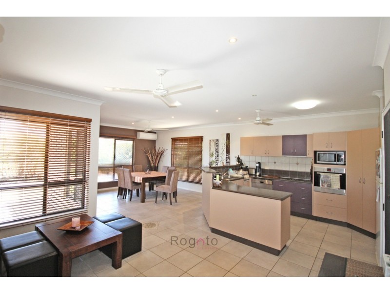 27 Jacinta Crescent, Mareeba QLD 4880