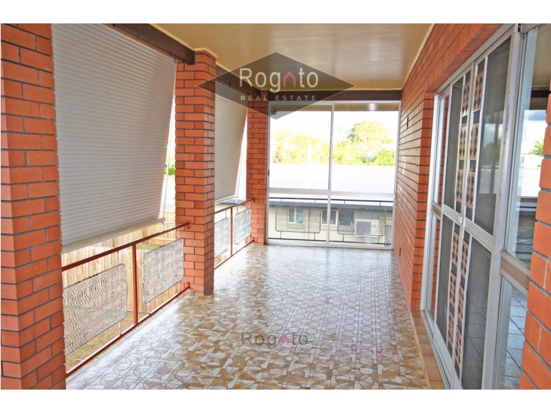 18 Jackson Close, Westcourt QLD 4870