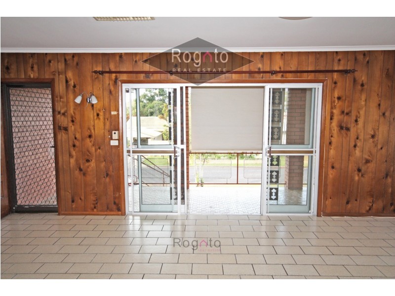 18 Jackson Close, Westcourt QLD 4870