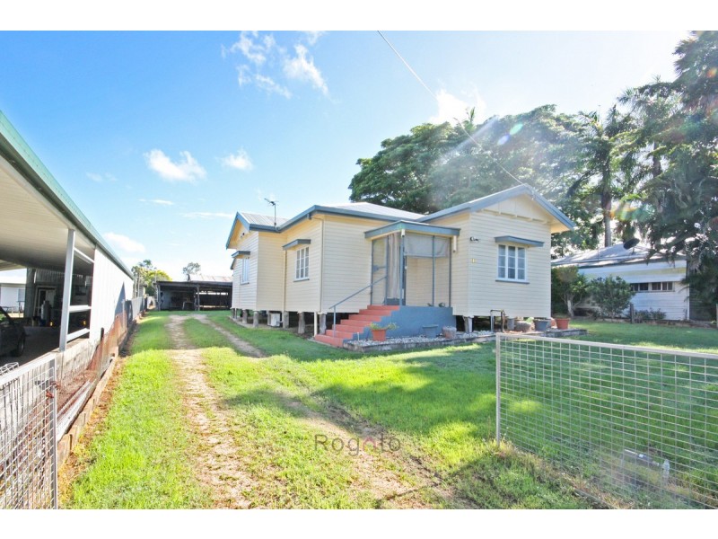 3 Petersen Street, Mareeba QLD 4880