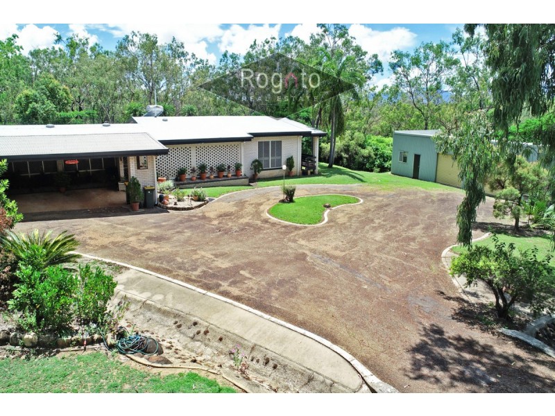 9 Kenneally Road, Mareeba QLD 4880