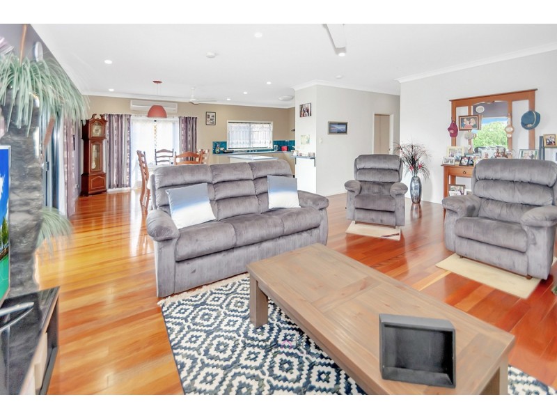 2 Jacinta Crescent, Mareeba QLD 4880