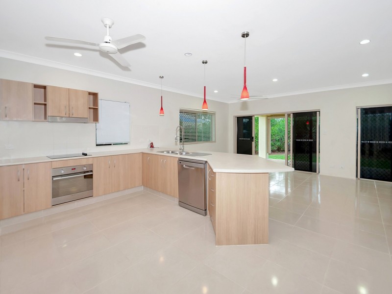 5 Damien Street, Mareeba QLD 4880