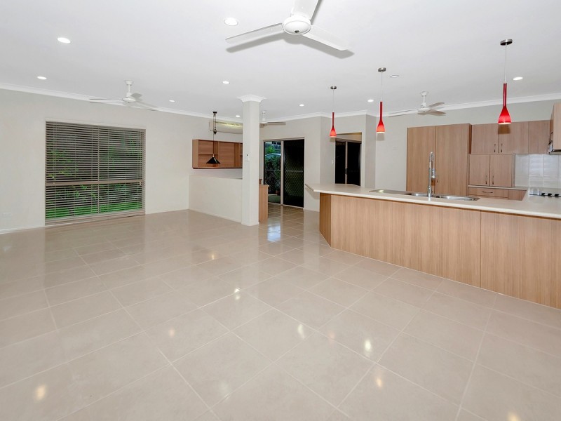 5 Damien Street, Mareeba QLD 4880
