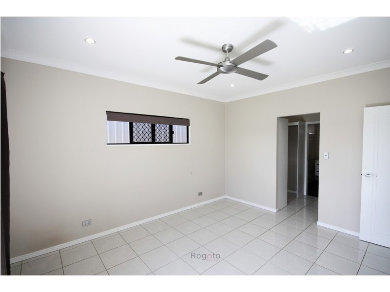 16 Yarrabee Close, Mareeba QLD 4880
