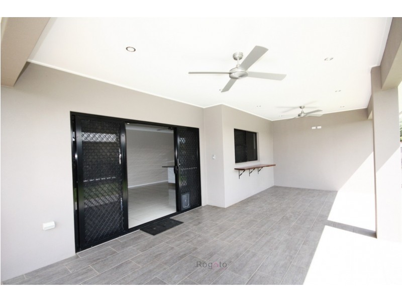 16 Yarrabee Close, Mareeba QLD 4880