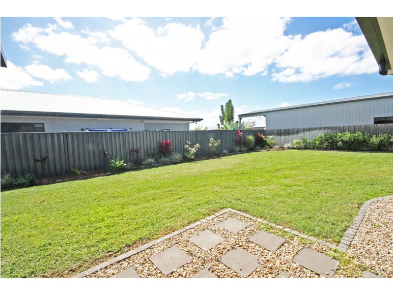 16 Yarrabee Close, Mareeba QLD 4880