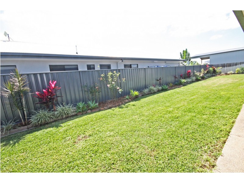 16 Yarrabee Close, Mareeba QLD 4880