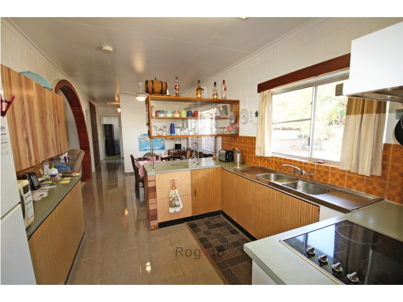 25 Langton Avenue, Mareeba QLD 4880