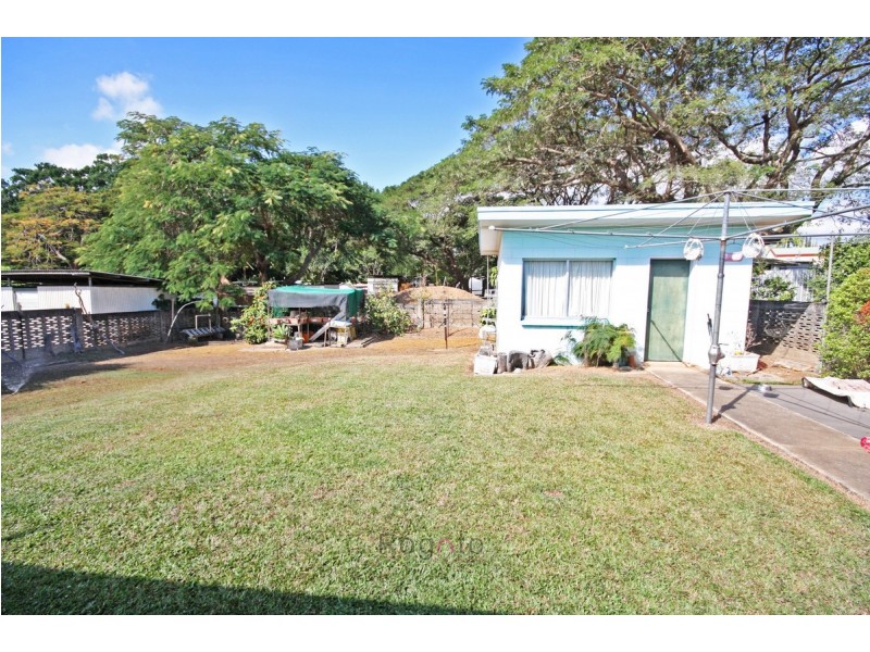 25 Langton Avenue, Mareeba QLD 4880