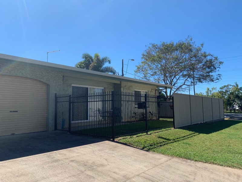 1/439 Varley Street, Yorkeys Knob QLD 4878