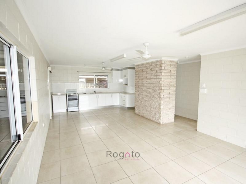 1/439 Varley Street, Yorkeys Knob QLD 4878