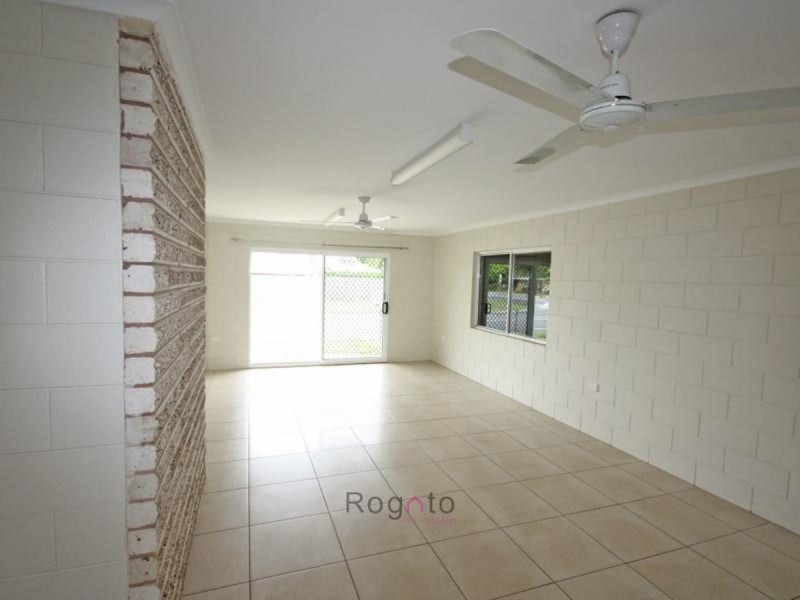 1/439 Varley Street, Yorkeys Knob QLD 4878