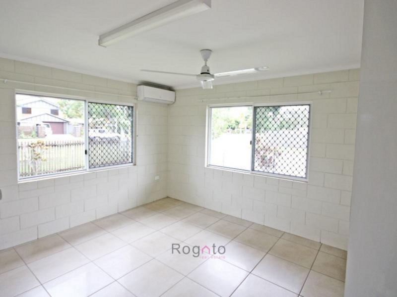 1/439 Varley Street, Yorkeys Knob QLD 4878