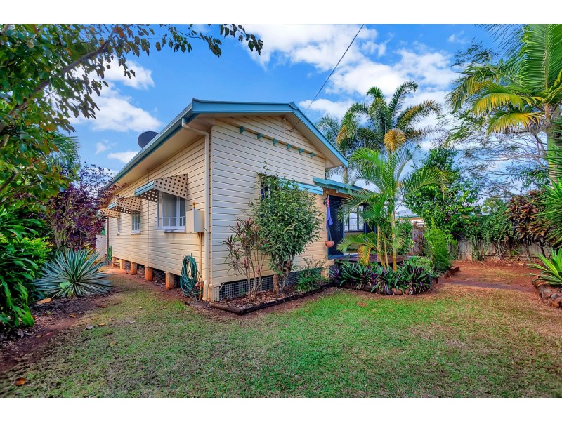 7 Jasper Street, Mareeba QLD 4880