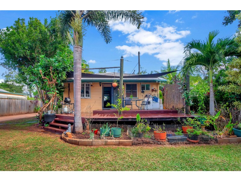 7 Jasper Street, Mareeba QLD 4880