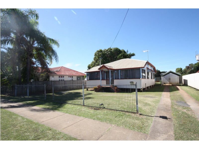 293 Byrnes Street, Mareeba QLD 4880