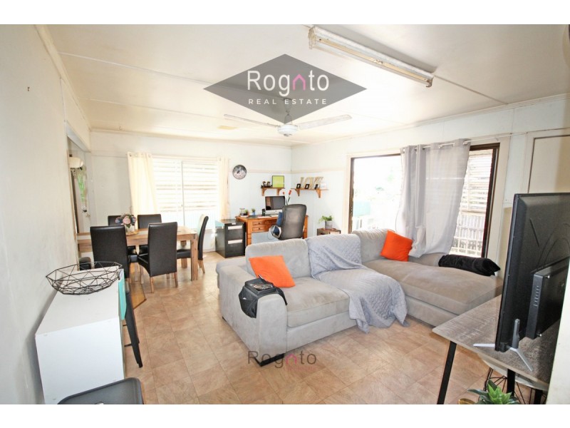 12 Robins Street, Mareeba QLD 4880