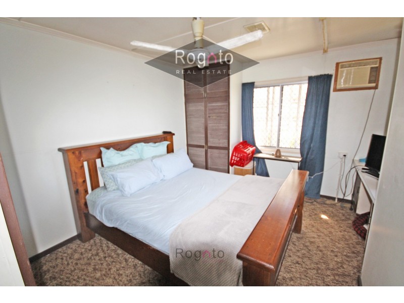 12 Robins Street, Mareeba QLD 4880