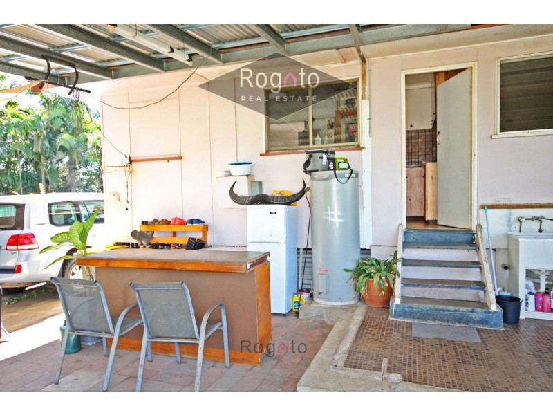 12 Robins Street, Mareeba QLD 4880