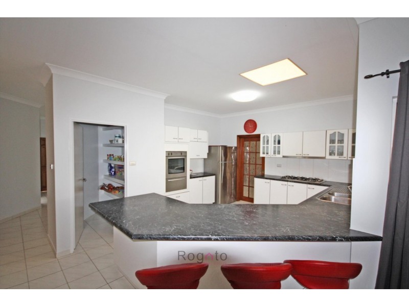 36 Owens Street, Mareeba QLD 4880