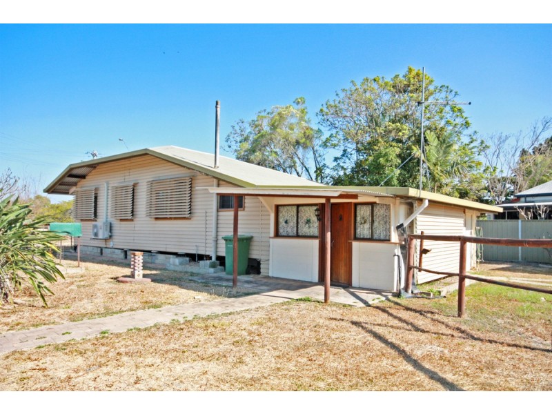 2 Vaughan Street, Mareeba QLD 4880