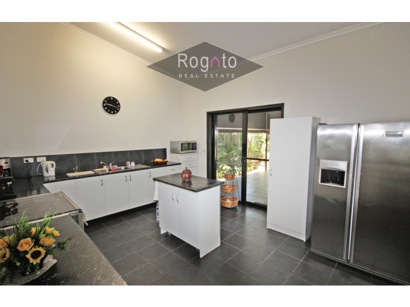 17 Ward Street, Mareeba QLD 4880