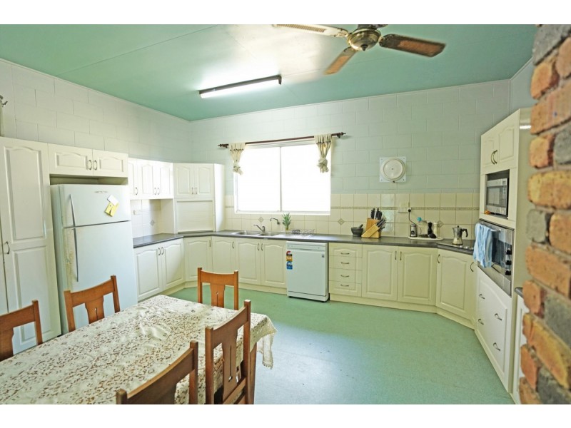 21 Adil Road, Mareeba QLD 4880