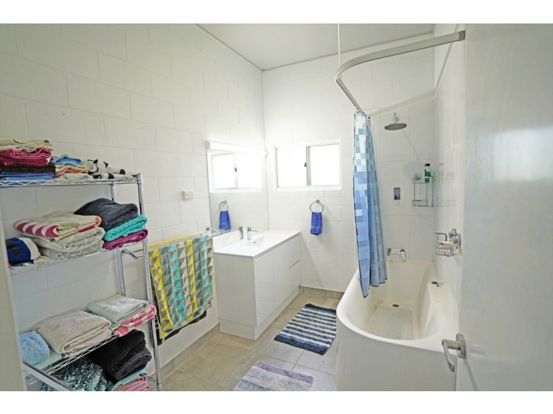 21 Adil Road, Mareeba QLD 4880