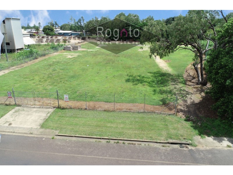 20 Costin Street, Mareeba QLD 4880