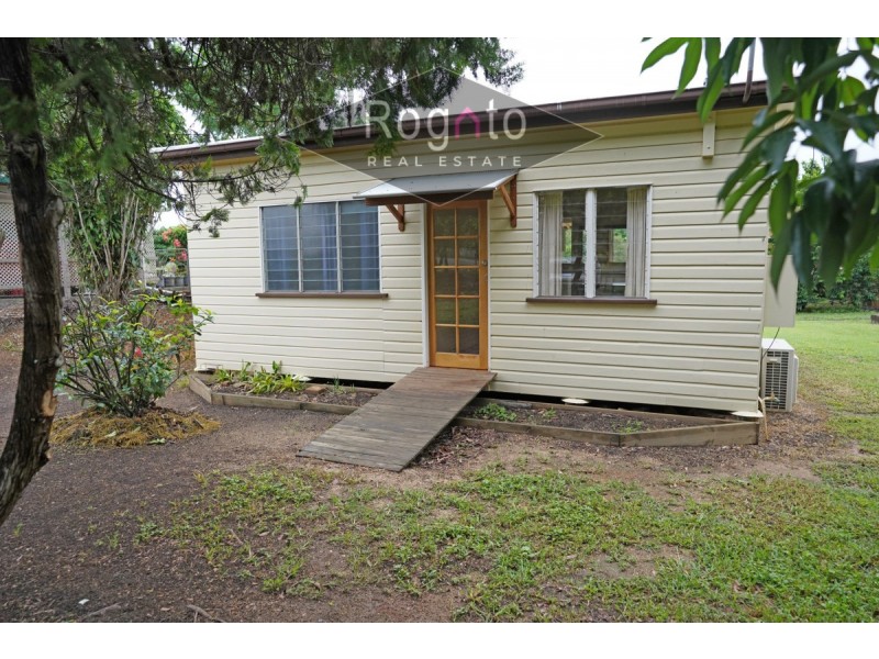 69 Walsh Street, Mareeba QLD 4880