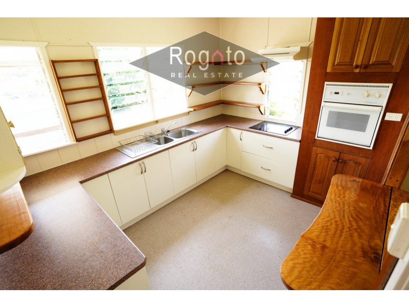 69 Walsh Street, Mareeba QLD 4880