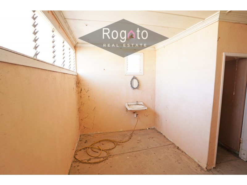 35 Raleigh Street, Dimbulah QLD 4872