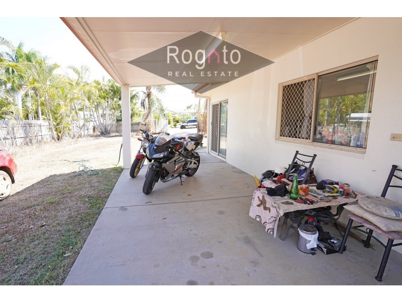 2 Palm Close, Mareeba QLD 4880