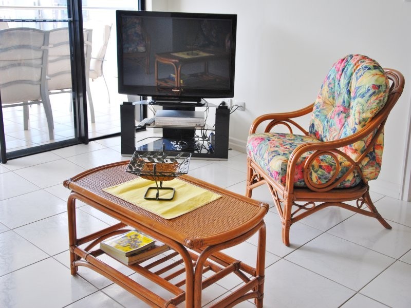 9 Anthony Street, South Townsville QLD 4810