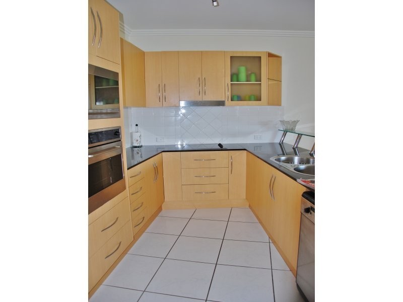 9 Anthony Street, South Townsville QLD 4810