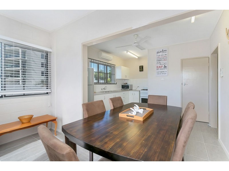 31 McLeod Street, Cairns City QLD 4870